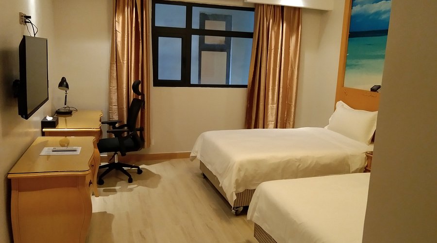 Room photo 2